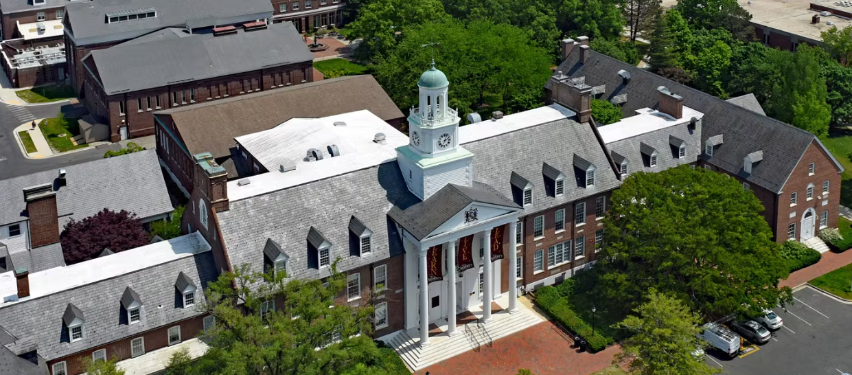 Heathrow Airport to Southampton Cruise Port via Salisbury